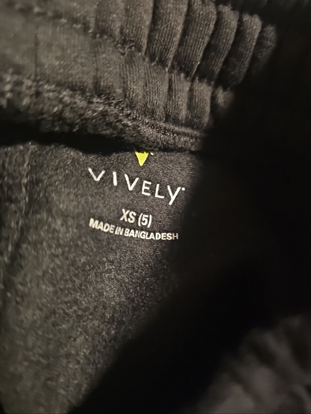 NWT Vively Boys Size XS(5) Black Jogger Sweatpants 2 Leg + 3 Zip Pockets Nice! - Picture 9 of 10